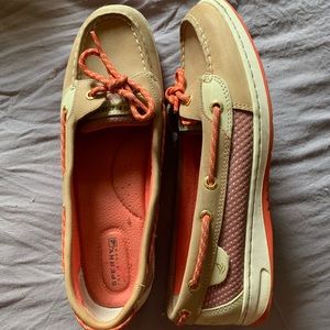 Sperry women’s shoes size 10